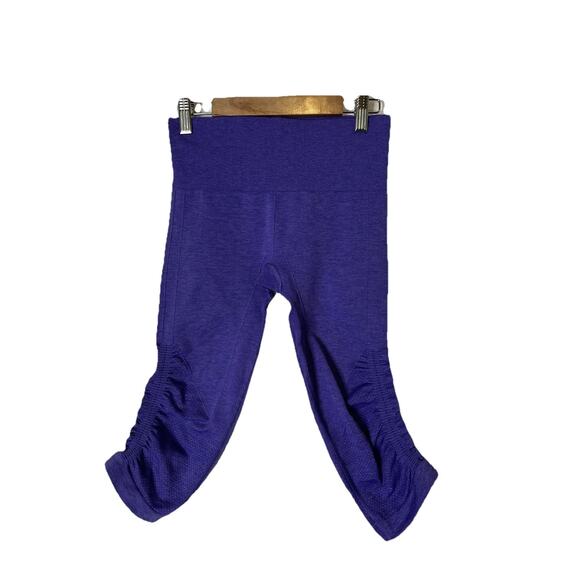 Lululemon Pants - Lululemon Capri Leggings Womens 4 Purple Seamless Ruched Leg High Rise Yoga